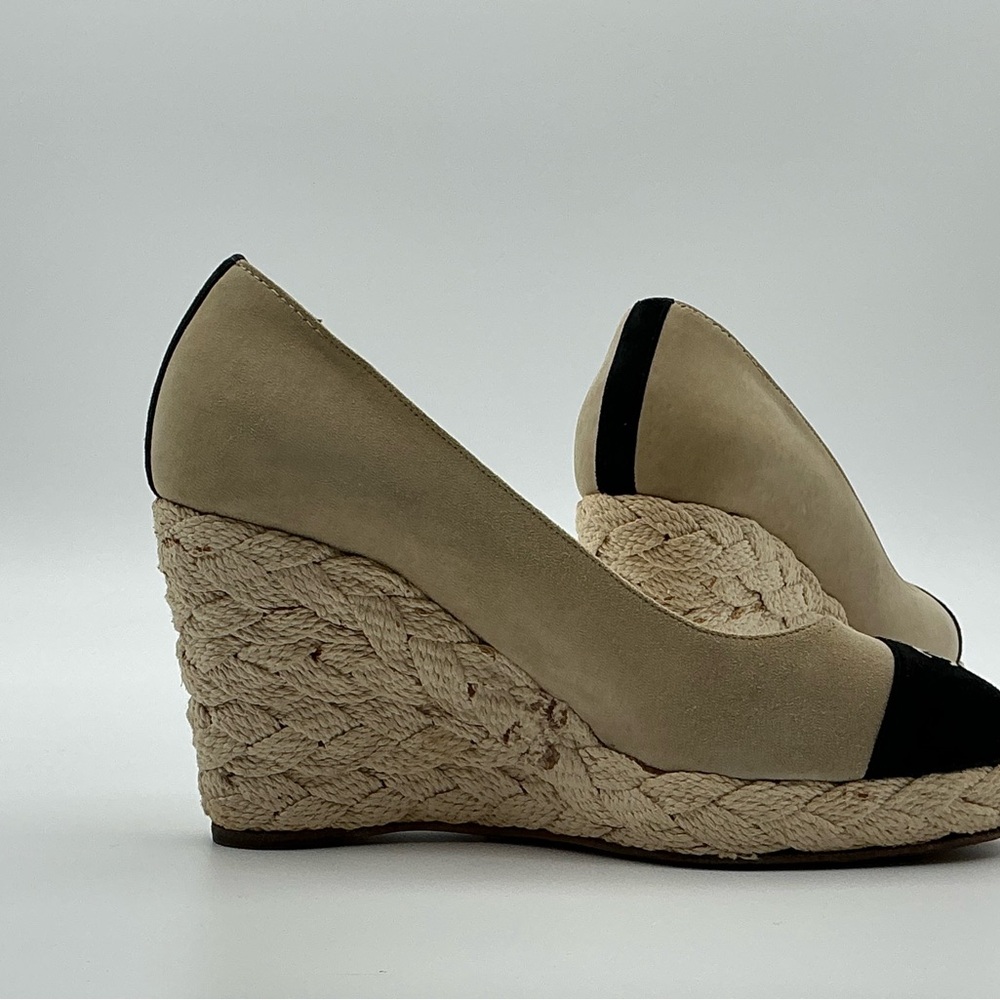 CHANEL Beige Suede Espadrille Wedges with Black Cap Toe and CC Logo - Picture 4 of 9